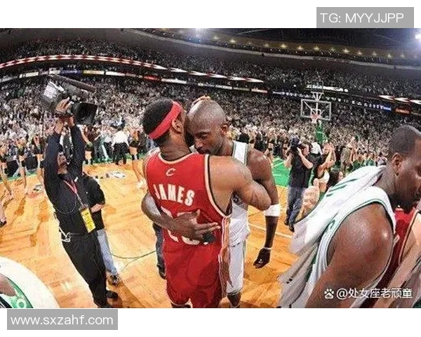 詹姆斯在季后赛对决凯尔特人全队的精彩表现与战术分析
