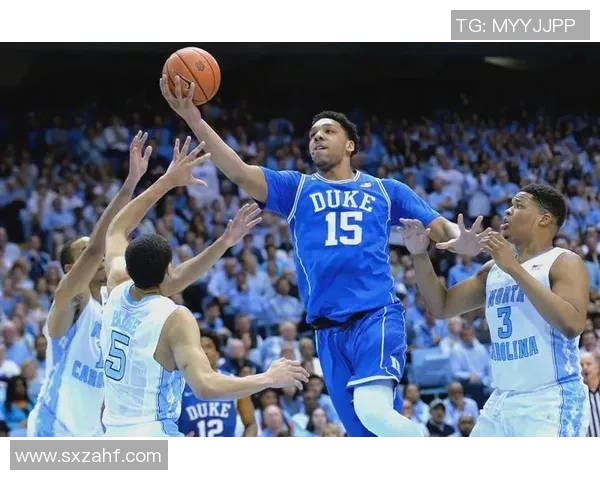 霍华德与奥卡福的巅峰对决谁能在NBA历史中留下更深刻的印记