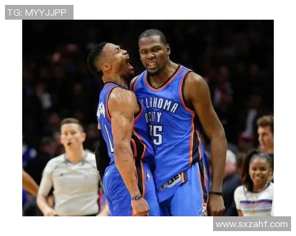 2016年西部决赛勇士与雷霆的激烈对决回顾与精彩瞬间分析 2016年西部决赛勇士与雷霆的激烈对决回顾与精彩瞬间分析