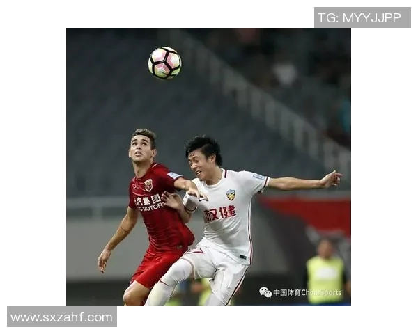 上港与权健激战正酣精彩瞬间图片回顾与分析 上港与权健激战正酣精彩瞬间图片回顾与分析