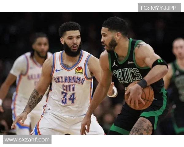 热火与凯尔特人激战11月23日NBA赛场精彩对决引发球迷热议 热火与凯尔特人激战11月23日NBA赛场精彩对决引发球迷热议