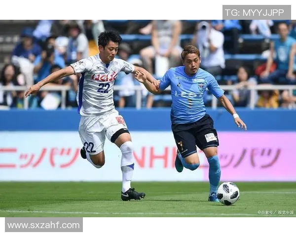 长崎与甲府风林的激烈对决展现了日本足球的魅力与竞争精神 长崎与甲府风林的激烈对决展现了日本足球的魅力与竞争精神