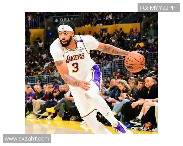 2010年湖人队与爵士队第二场激战回顾与精彩瞬间分析 2010年湖人队与爵士队第二场激战回顾与精彩瞬间分析