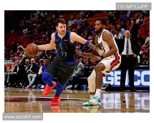 湖人对爵士精彩对决最新回放分析与赛后点评