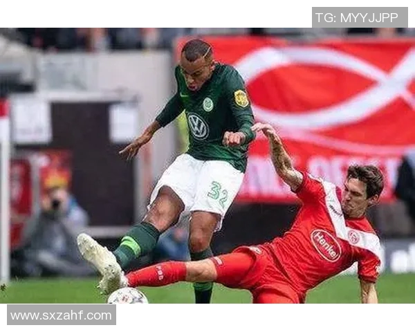 马斯特里与坎布尔比赛分析及战术对比探讨